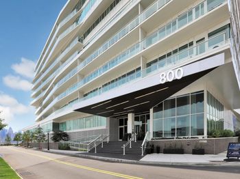 800 Avenue At Port Imperial