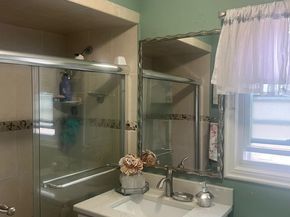 102 West 48th St, Bayonne NJ 07002