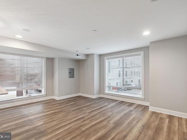 1419 Poplar Street, Philadelphia PA 19130