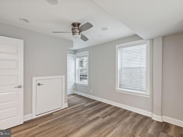 1419 Poplar Street, Philadelphia PA 19130
