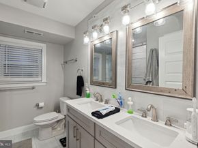 1419 Poplar Street, Philadelphia PA 19130