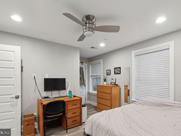1419 Poplar Street, Philadelphia PA 19130