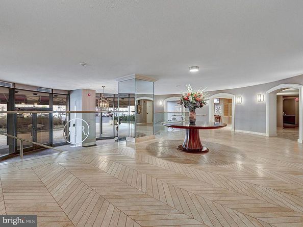 8380 Greensboro Drive 625, Mclean VA 22102