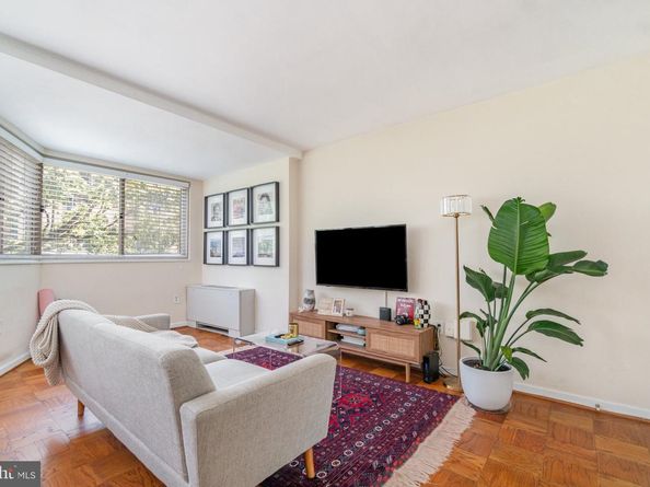 922 24TH Street NW 419, Washington DC 20037