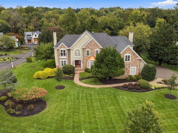 1093 Drew Drive, Yardley PA 19067