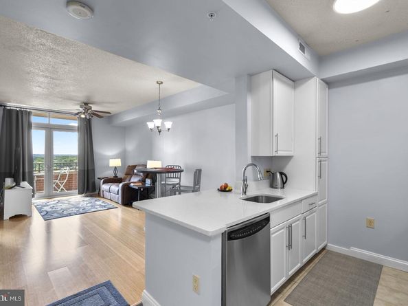 11760 Sunrise Valley Drive 905, Reston VA 20191