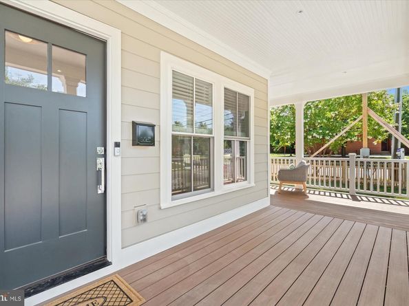 28 W Chapman Street, Alexandria VA 22301