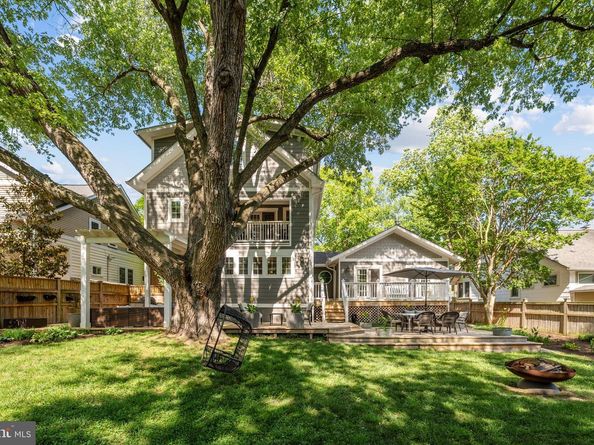 132 S Garfield Street, Arlington VA 22204
