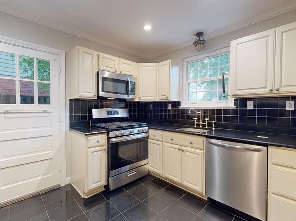 806 N Overlook Drive, Alexandria VA 22305