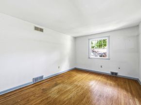 1565 Stanford Lane, Paoli PA 19301