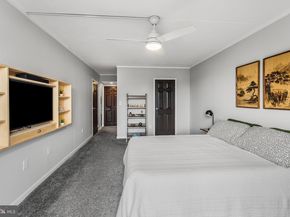 200 Lombard Street 528, Philadelphia PA 19147