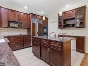2160 Huntingdon Road, Huntingdon Valley PA 19006