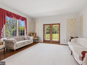 2160 Huntingdon Road, Huntingdon Valley PA 19006