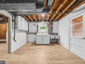 3316 N Ohio Street N, Arlington VA 22207