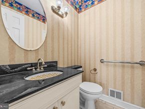 3316 N Ohio Street N, Arlington VA 22207