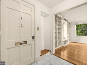 3316 N Ohio Street N, Arlington VA 22207