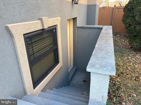 2445 S Kenwood Street, Arlington VA 22206