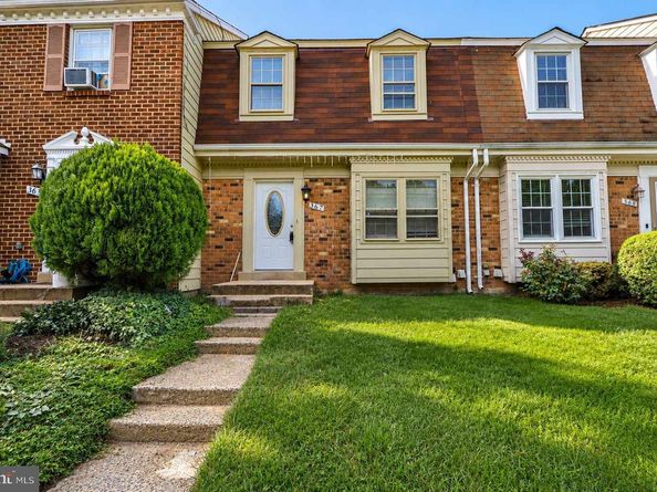 367 Linden Court, Herndon VA 20170