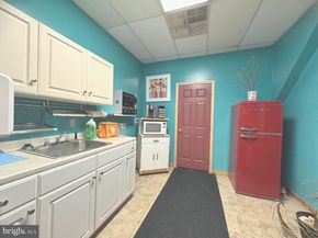2601 E Ontario Street, Philadelphia PA 19134