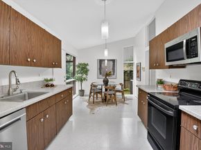 7036 Buxton Terrace, Bethesda MD 20817