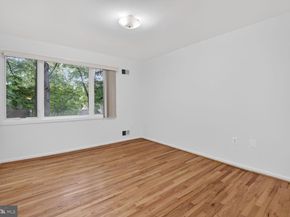 7036 Buxton Terrace, Bethesda MD 20817