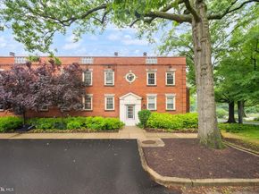 1311 E Abingdon Drive 4, Alexandria VA 22314