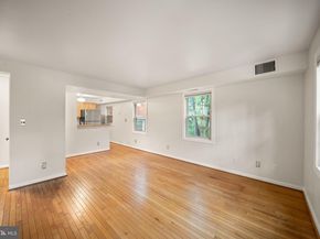 1311 E Abingdon Drive 4, Alexandria VA 22314