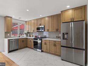 8654 Fayette Street, Philadelphia PA 19150
