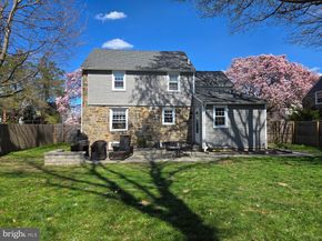 208 Parham Road, Springfield PA 19064