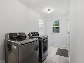 208 Parham Road, Springfield PA 19064