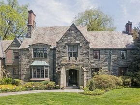 517 Fishers Road, Bryn Mawr PA 19010