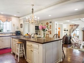 517 Fishers Road, Bryn Mawr PA 19010