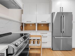 3287 Sutton Place NW D, Washington DC 20016