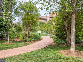 3287 Sutton Place NW D, Washington DC 20016