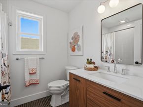 425 Grove Place, Narberth PA 19072