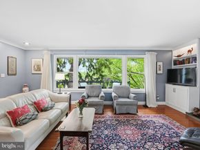 700 26TH Place S, Arlington VA 22202