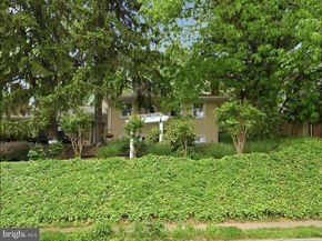 700 26TH Place S, Arlington VA 22202