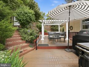 700 26TH Place S, Arlington VA 22202