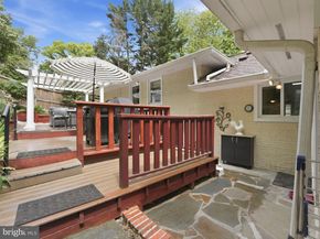 700 26TH Place S, Arlington VA 22202