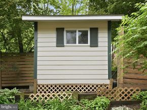700 26TH Place S, Arlington VA 22202