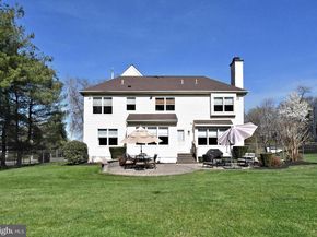 27 Arabian Way, Holland PA 18966