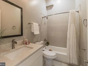 2012 D Street NE 4, Washington DC 20002