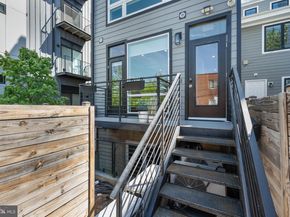 1014 1/2 17TH Place NE 4, Washington DC 20002