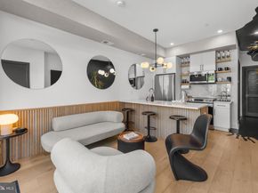 1014 1/2 17TH Place NE 4, Washington DC 20002
