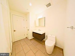 421 Wallace Street, Philadelphia PA 19123