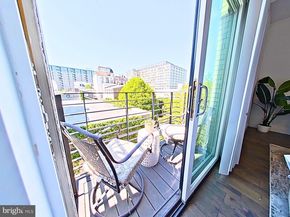 421 Wallace Street, Philadelphia PA 19123