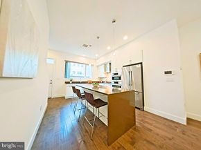 421 Wallace Street, Philadelphia PA 19123