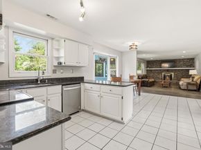 605 Wyndrise Drive, Blue Bell PA 19422