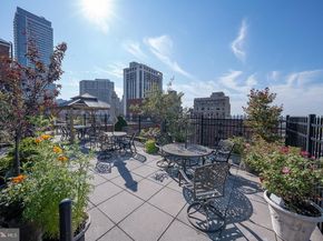 118 S 21st Street 911, Philadelphia PA 19103