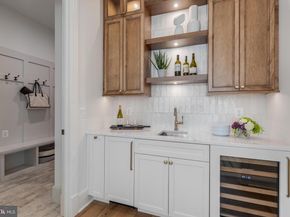 1231 N Pickett Street, Alexandria VA 22304